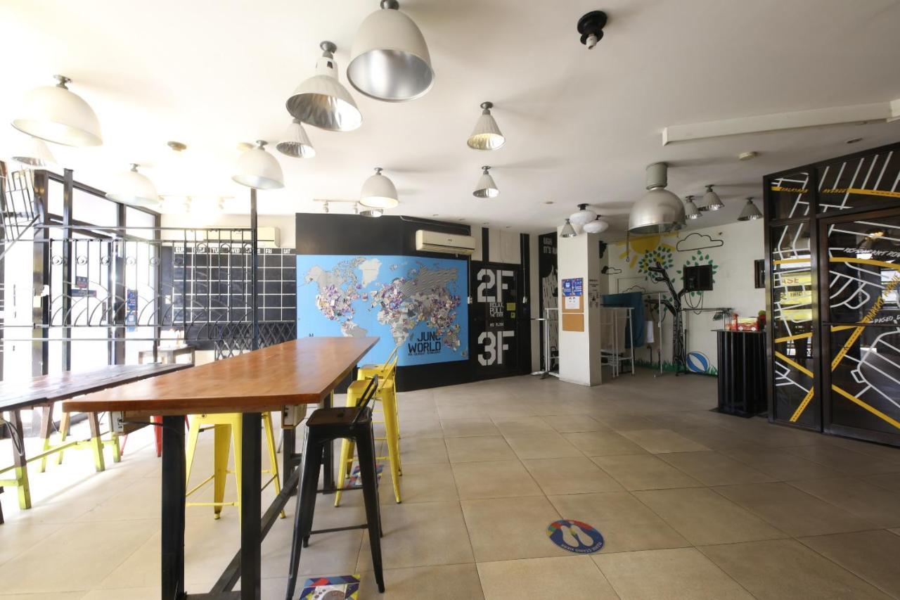 Oyo 866 Junction Hostels Manila Eksteriør bilde